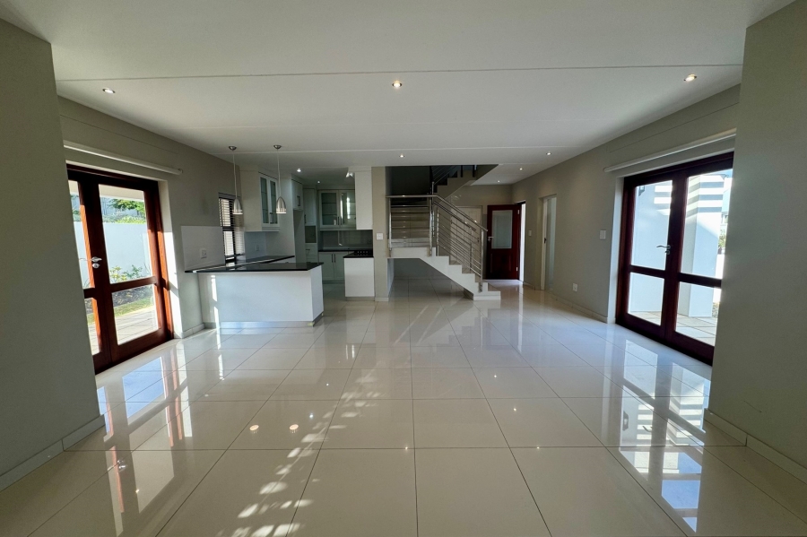 To Let 3 Bedroom Property for Rent in Graanendal Western Cape
